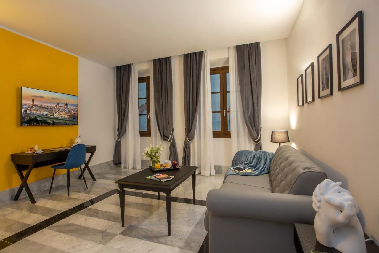 Готель Casual Rinascimento Firenze Екстер'єр фото